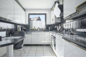 Hausgefühl in Bestlage - Exklusive Maisonettewohnung mit Garten und Garage am Uhlenhorstwald – 45478 Mülheim an der Ruhr – Vorschaubild 9