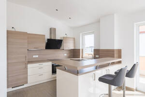 Hochwertige Penthouse-Wohnung mit weitläufiger Dachterrasse in Ingolstadt-Hollerstauden! – 85049 Ingolstadt – Vorschaubild 6