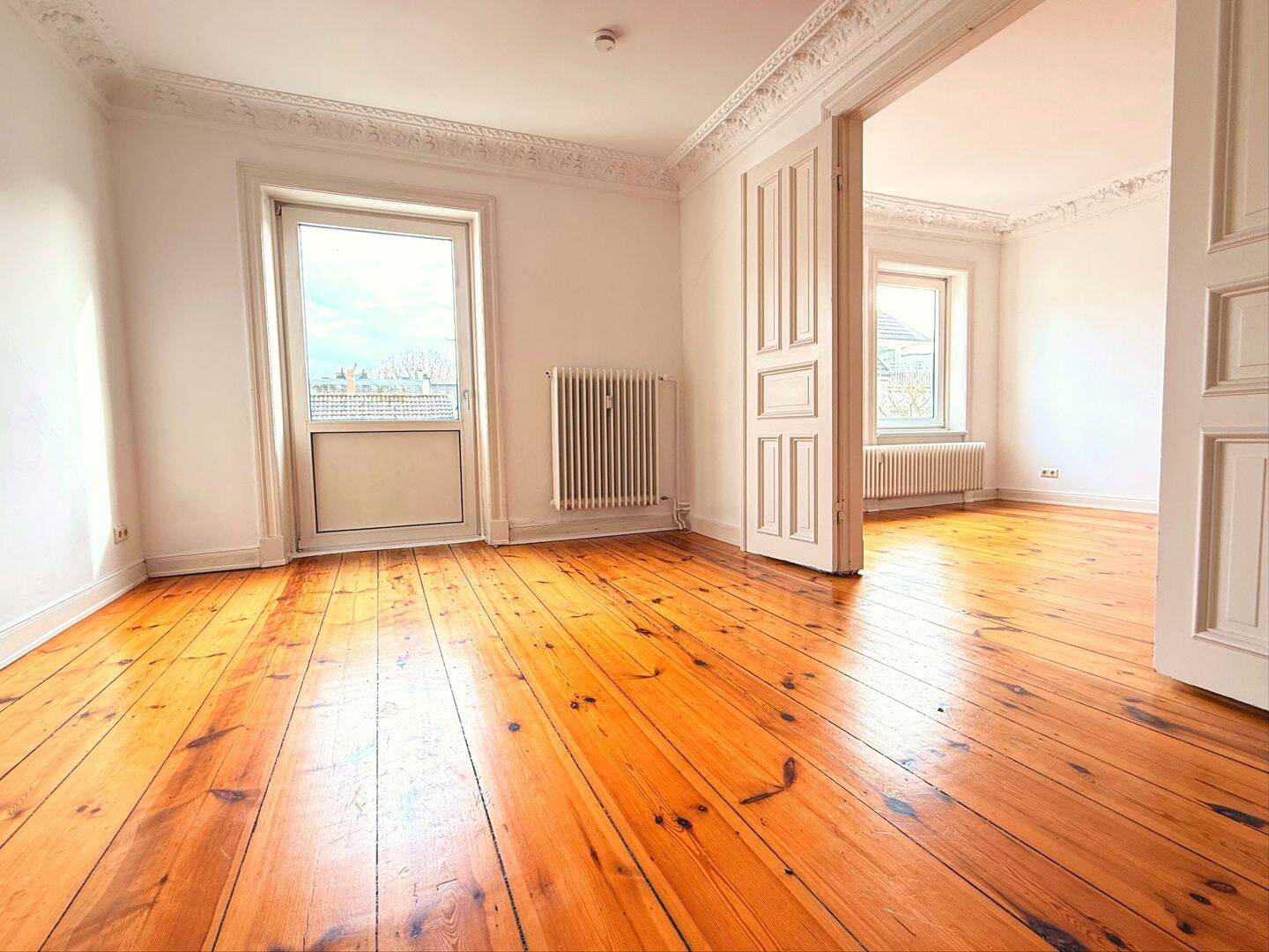 Uhlenhorst: Licht, Luft & Altbauflair - 4 Zimmer mit Balkon und Weitblick – Hamburg – Vorschaubild 5