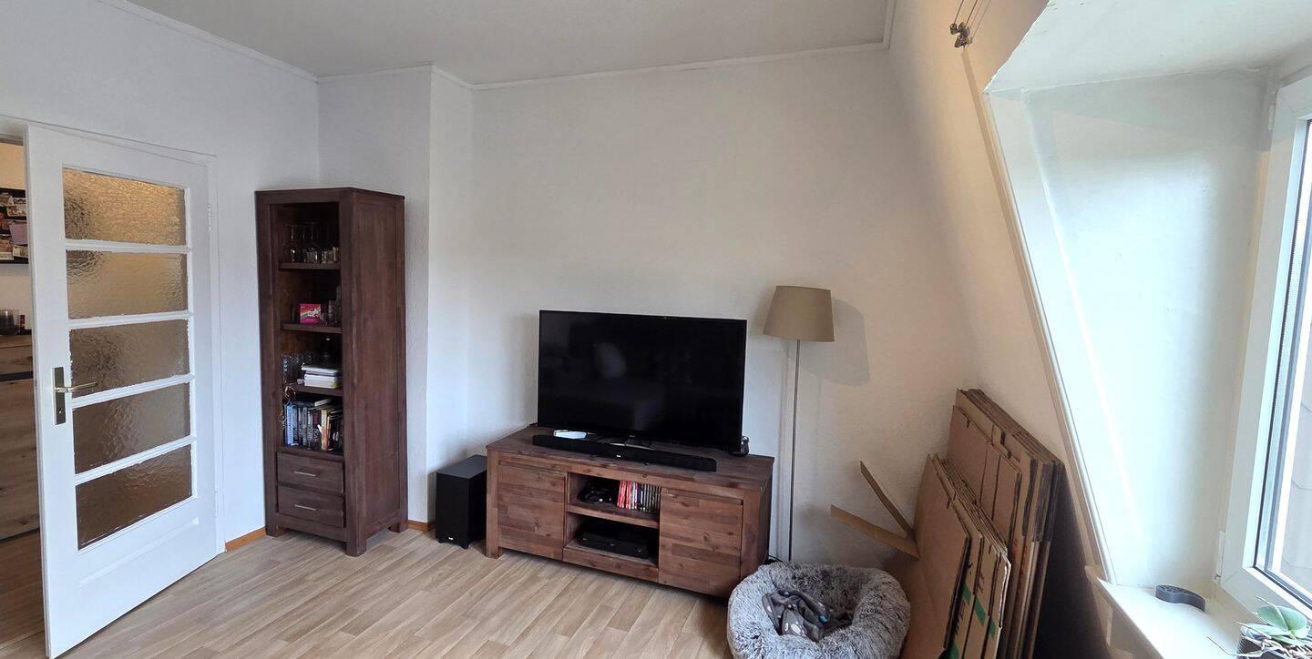 Gemütliche 3-Zimmer-Dachgeschoss-Wohnung in ruhiger Lage von Kleefeld! – Hannover – Vorschaubild 2