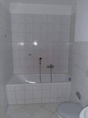 helle 2-Raum-Wohnung mit Balkon – 8058 Zwickau – Vorschaubild 9