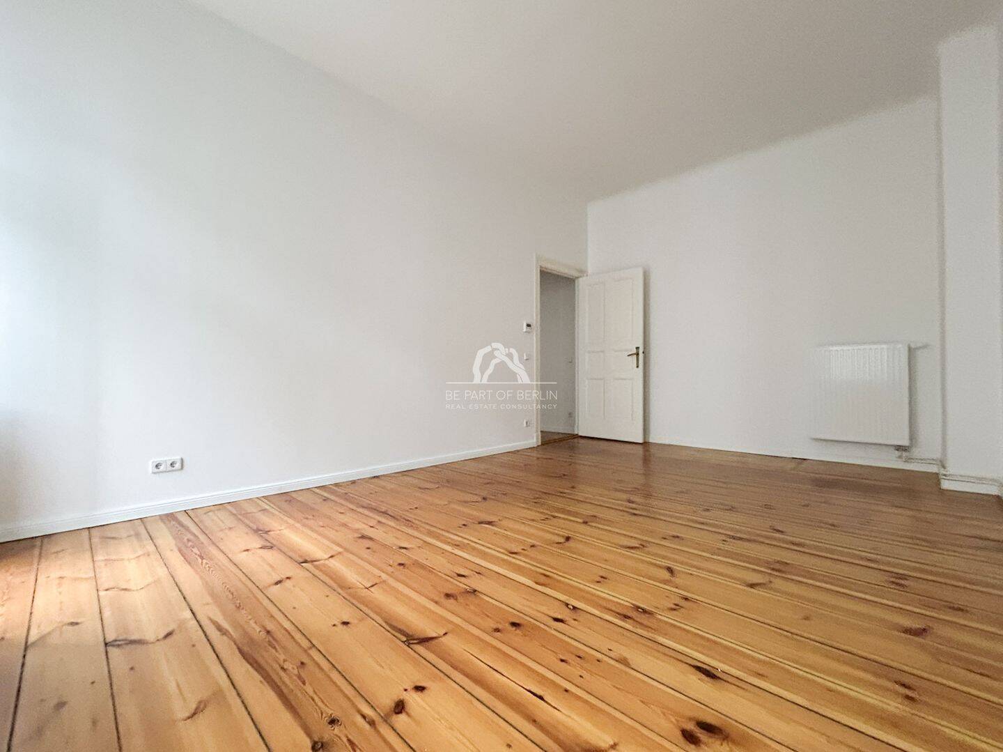RUHIGE ALTBAUPERLE: STILVOLLE 2-ZIMMER-WOHNUNG MIT BALKON IM HERZEN VON FRIEDENAU I PROVISIONSFREI – Berlin – Vorschaubild 4