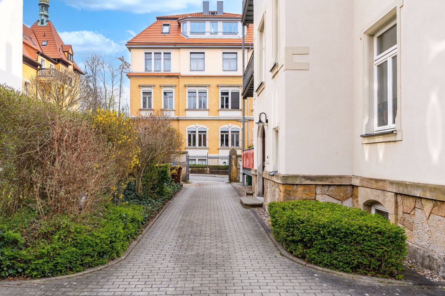 Stilvolle Eigentumswohnung in begehrter Wohnlage – Dresden – Vorschaubild 3