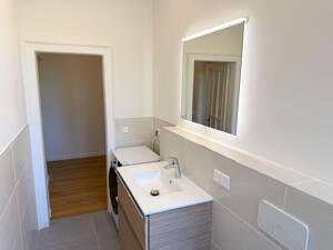 Freie, Helle, hochwertig sanierte Dachgeschosswohnung mit großzügigem Raumgefühl in Berlin-Friedrichshain – 10243 Berlin – Vorschaubild 6