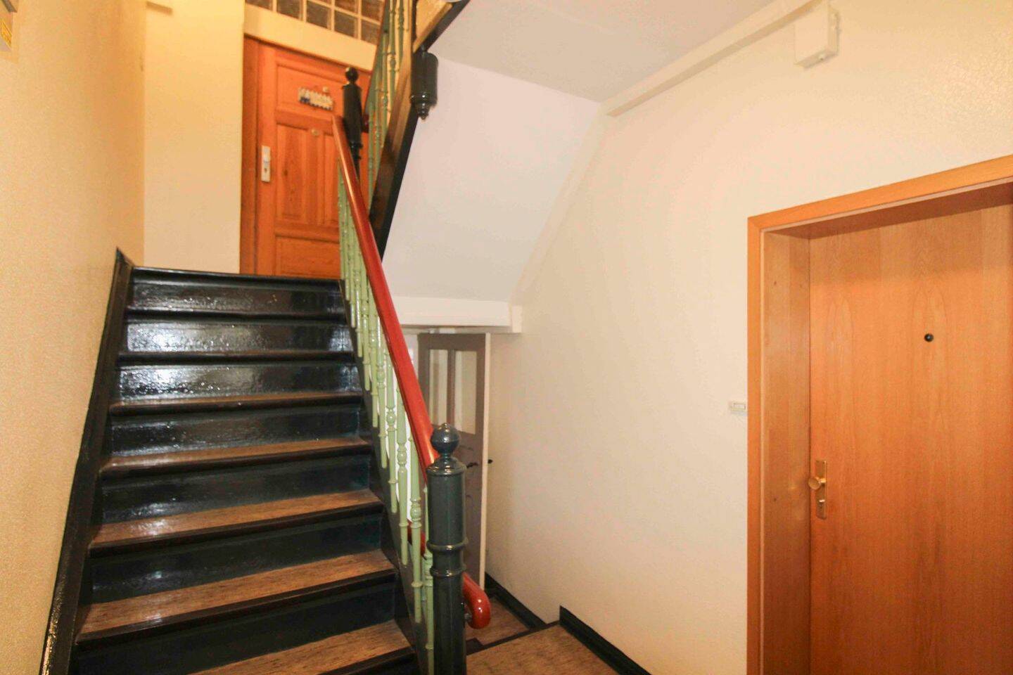Charmantes Mehrfamilienhaus mit 3 Wohneinheiten in Citylage von Flensburg – Flensburg – Vorschaubild 8