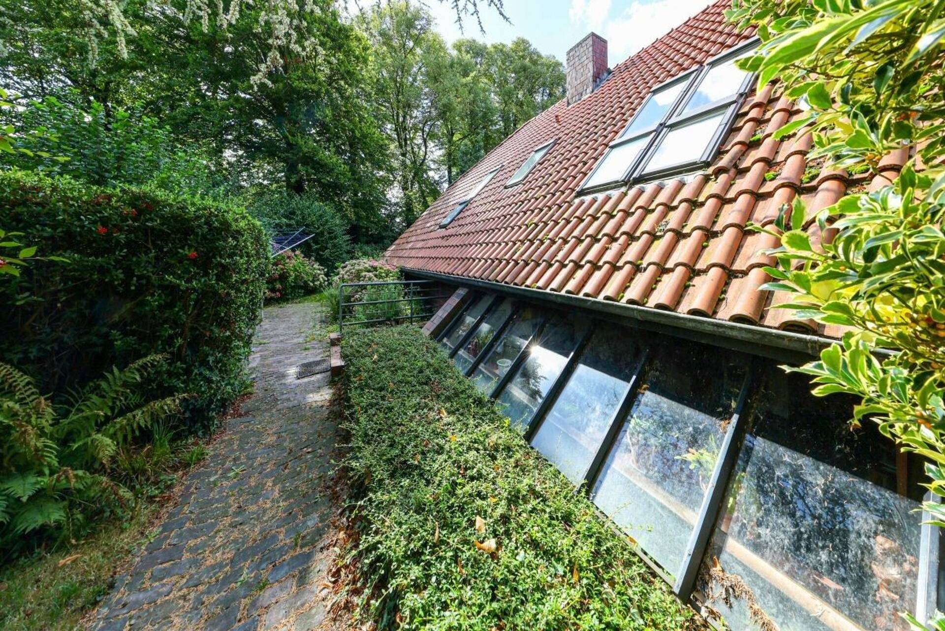 Einfamilienhaus in 26389 Wilhelmshaven mit 279,27 m² kaufen