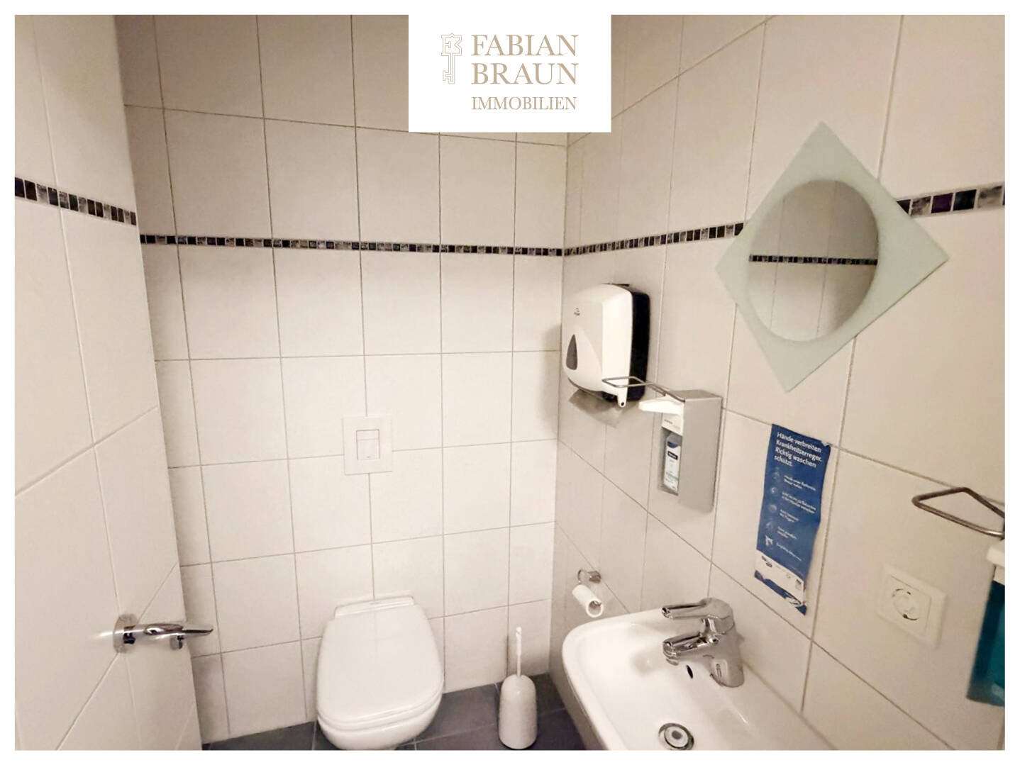 3-Zi-Praxis/Wohnung, Garten, barrierefrei, Carport, EBK, 2 WC´s, Dusche, 90482 Nürnberg – Nürnberg – Vorschaubild 4