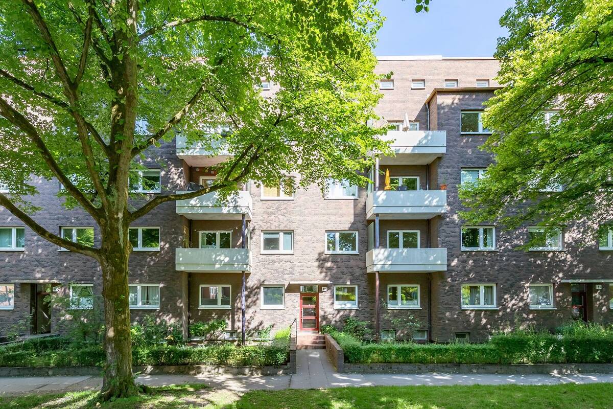 PROVISIONSFREI & Renoviert - Eigentumswohnung in Winterhude - Hell. Durchdacht. Mitten im Leben. – 22301 Hamburg – Bild 1 von 9
