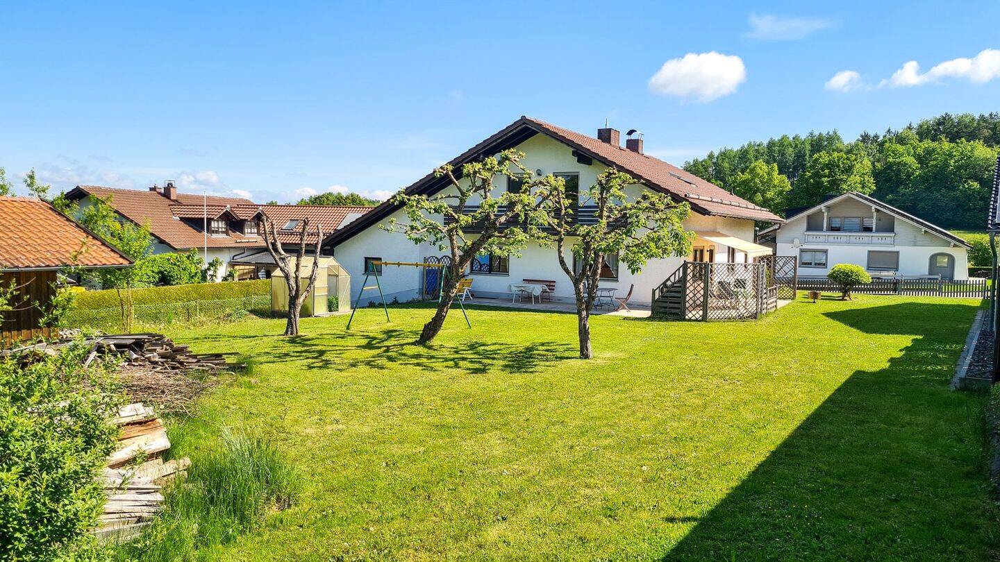 Sehr geräumiges, renovierungsbedürftiges Einfamilienhaus in Rattenberg mit günstigem Erbbauszins zu verkaufen – Rattenberg – Vorschaubild 4