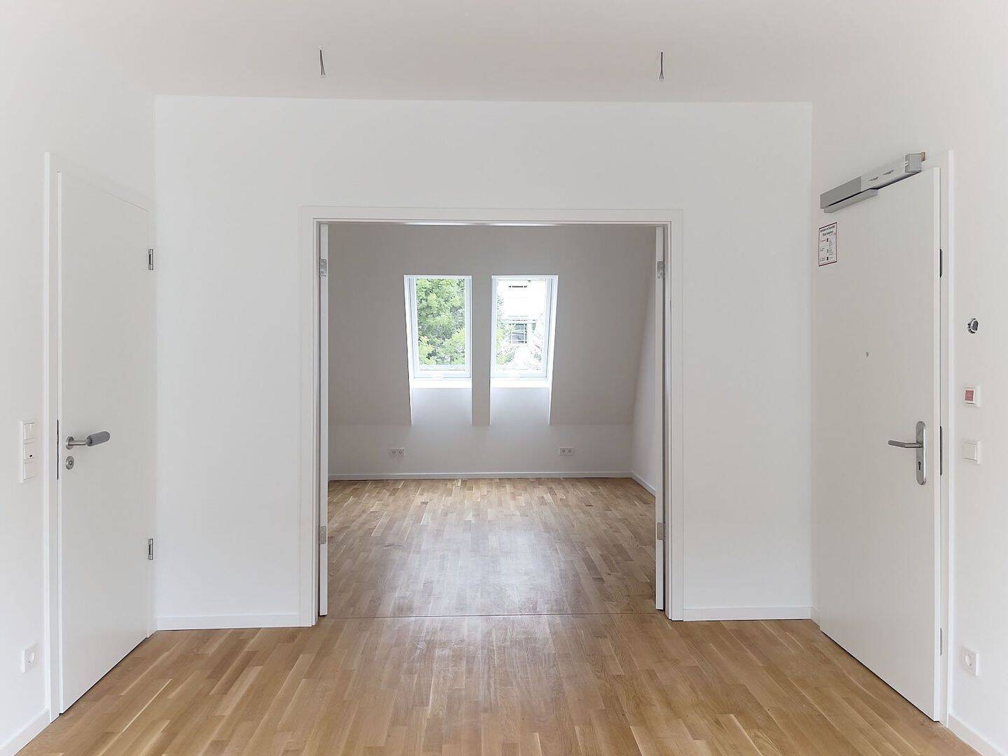 Sofort einziehen: 2-Zimmer-DG * Süd-Terrasse * 3D Rundgang – Berlin – Vorschaubild 9