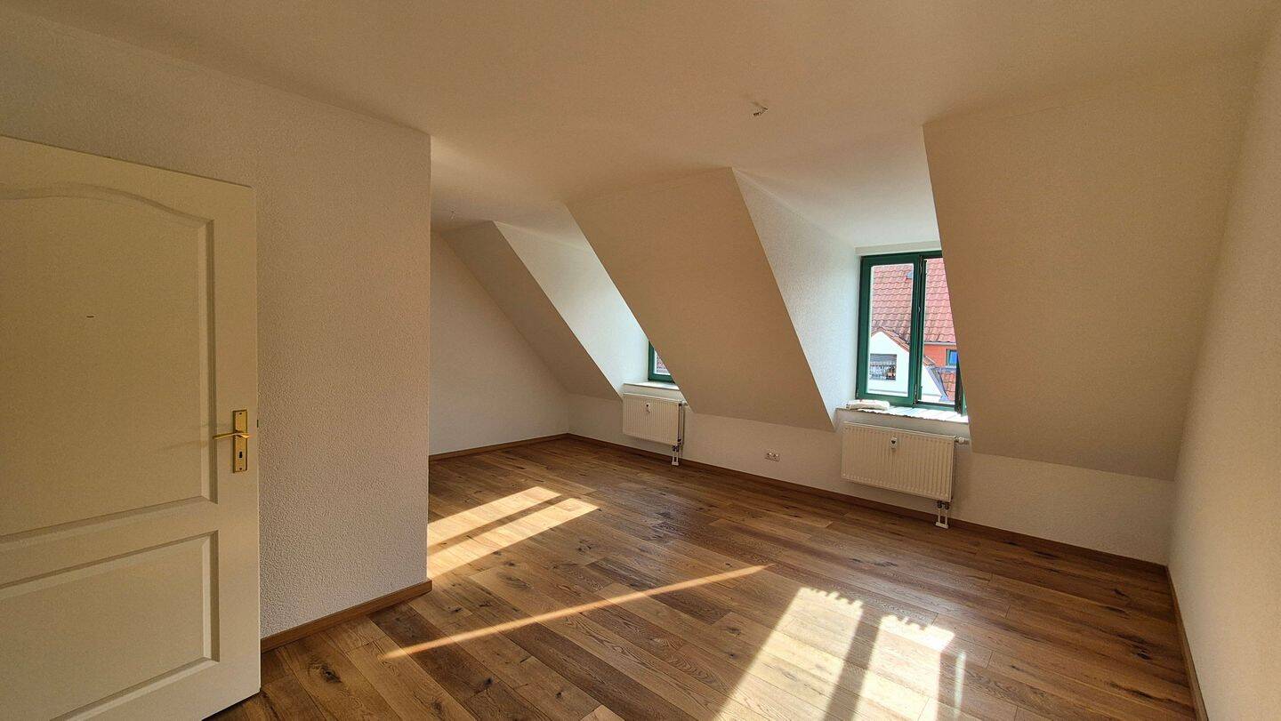 Erstbezug DG Schleußig | Designbad | Balkon | Park
