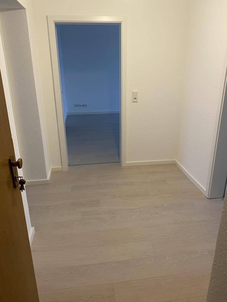 Anmieten und 500 EUR WM-Prämiengutschein sichern! Modernisierte 3-Zimmer-Wohnung in Elberfeld – Wuppertal – Vorschaubild 3