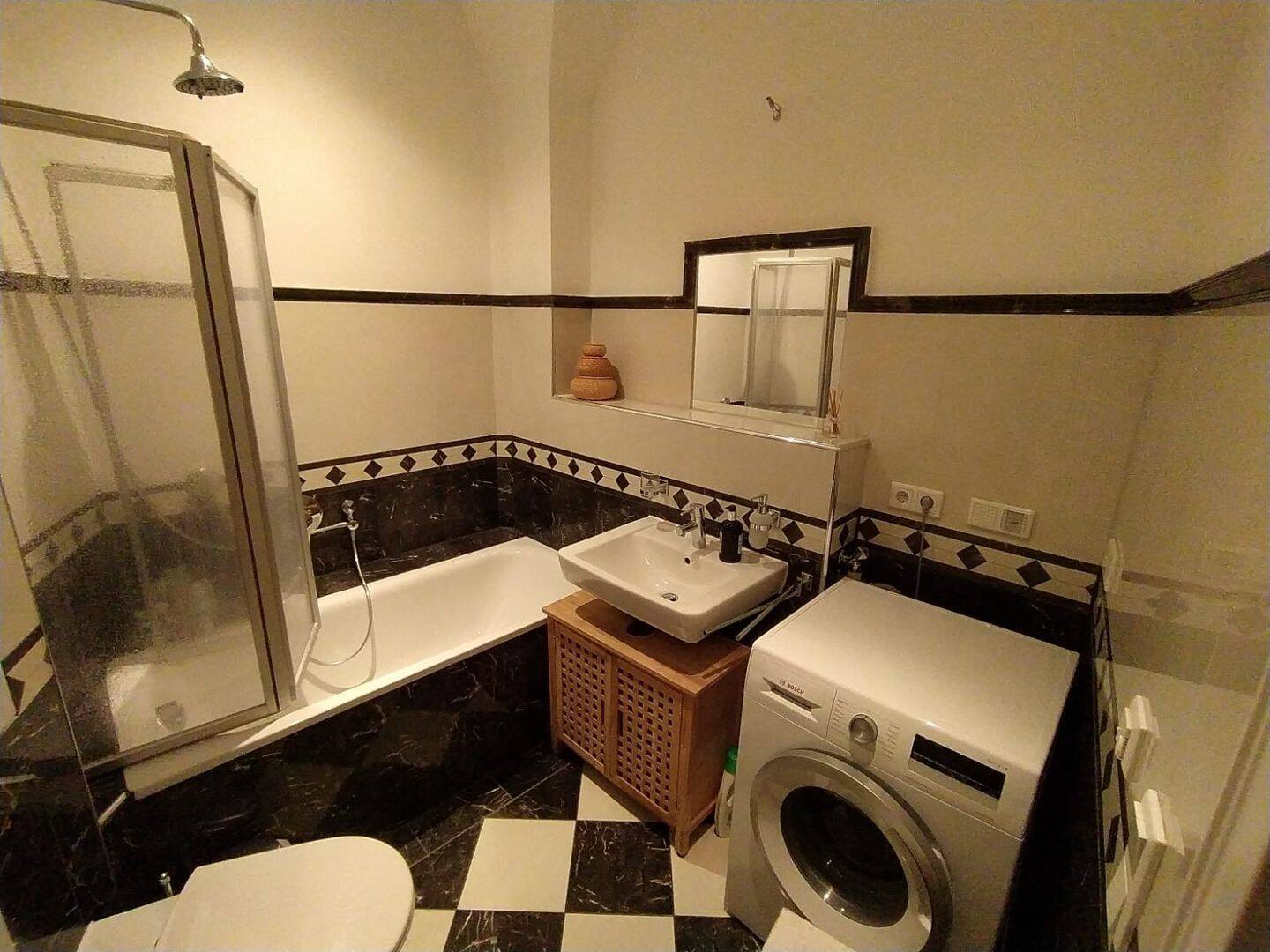 2 Zimmer Wohnung mit BAD, Küche, Keller in Leipzig Plagwitz – Leipzig – Vorschaubild 7