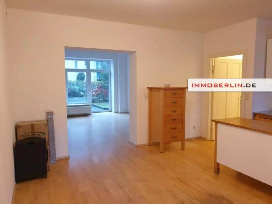 IMMOBERLIN.DE - Familienfreundliche Altbauwohnung mit Südwestgarten in harmonischer Lage – Berlin – Vorschaubild 3