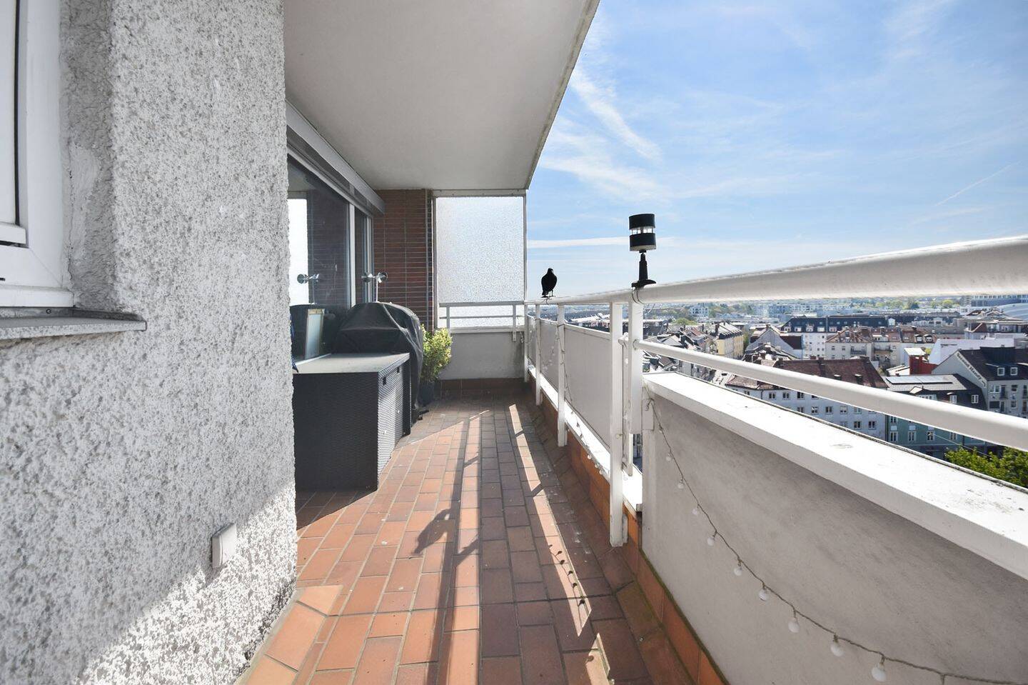 AIGNER - Sonnige Aussichten in Obergiesing: 2-Zimmer-Wohnung mit Loggia im 10. Obergeschoss – München – Vorschaubild 5