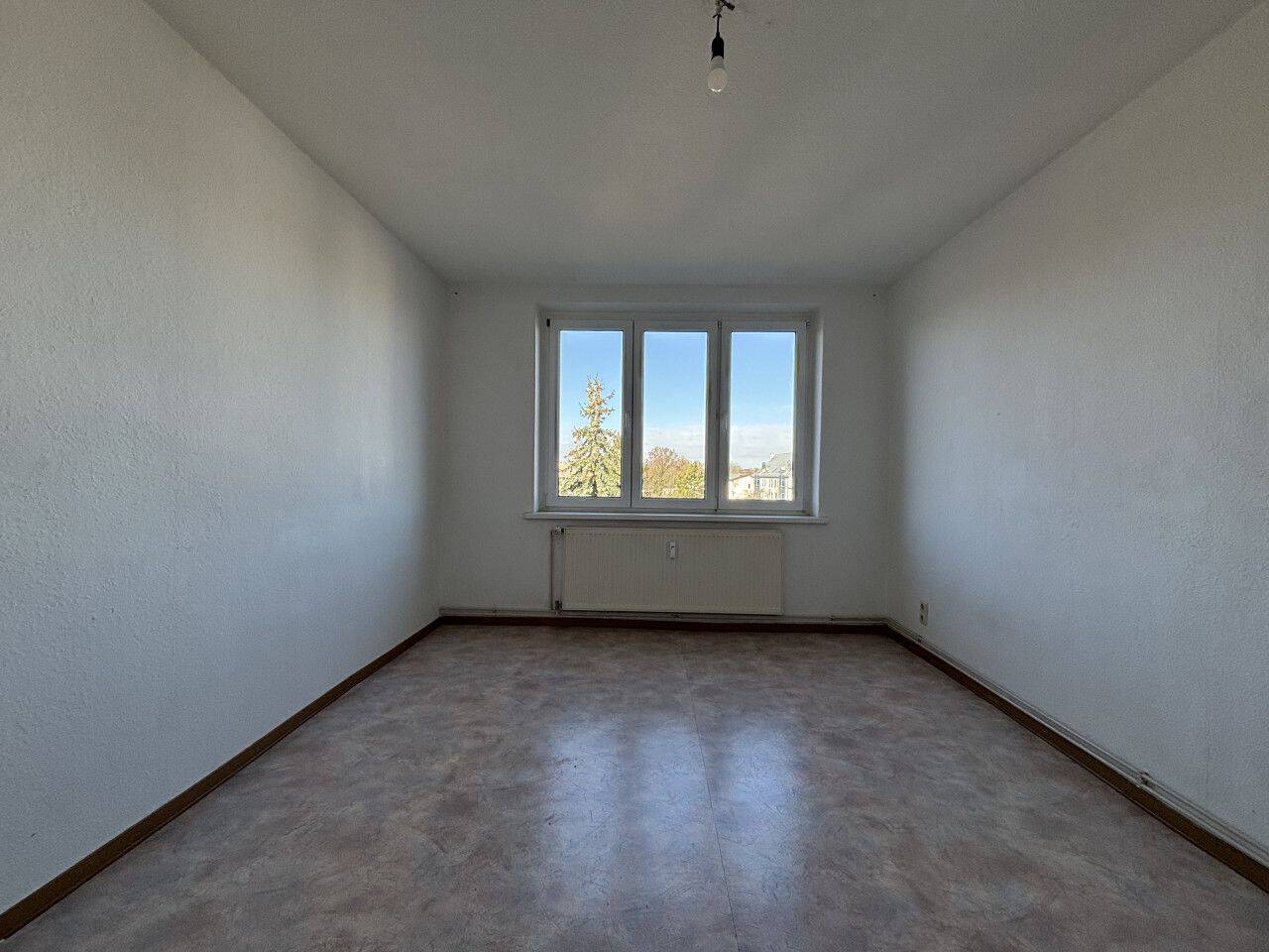 3-Raum-Wohnung, Küche und Bad mit Fenster – Frankfurt (Oder) – Vorschaubild 4