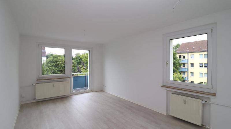 Nähe Klinikum... Kleine 3-Raumwohnung sucht MIETER – Chemnitz – Vorschaubild 3