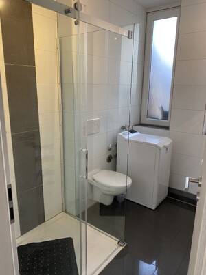 Renovierte, helle 2 Zimmer Wohnung zum wohlfühlen mit gemütlichem Balkon im 1. Stock – 47139 Duisburg – Vorschaubild 6