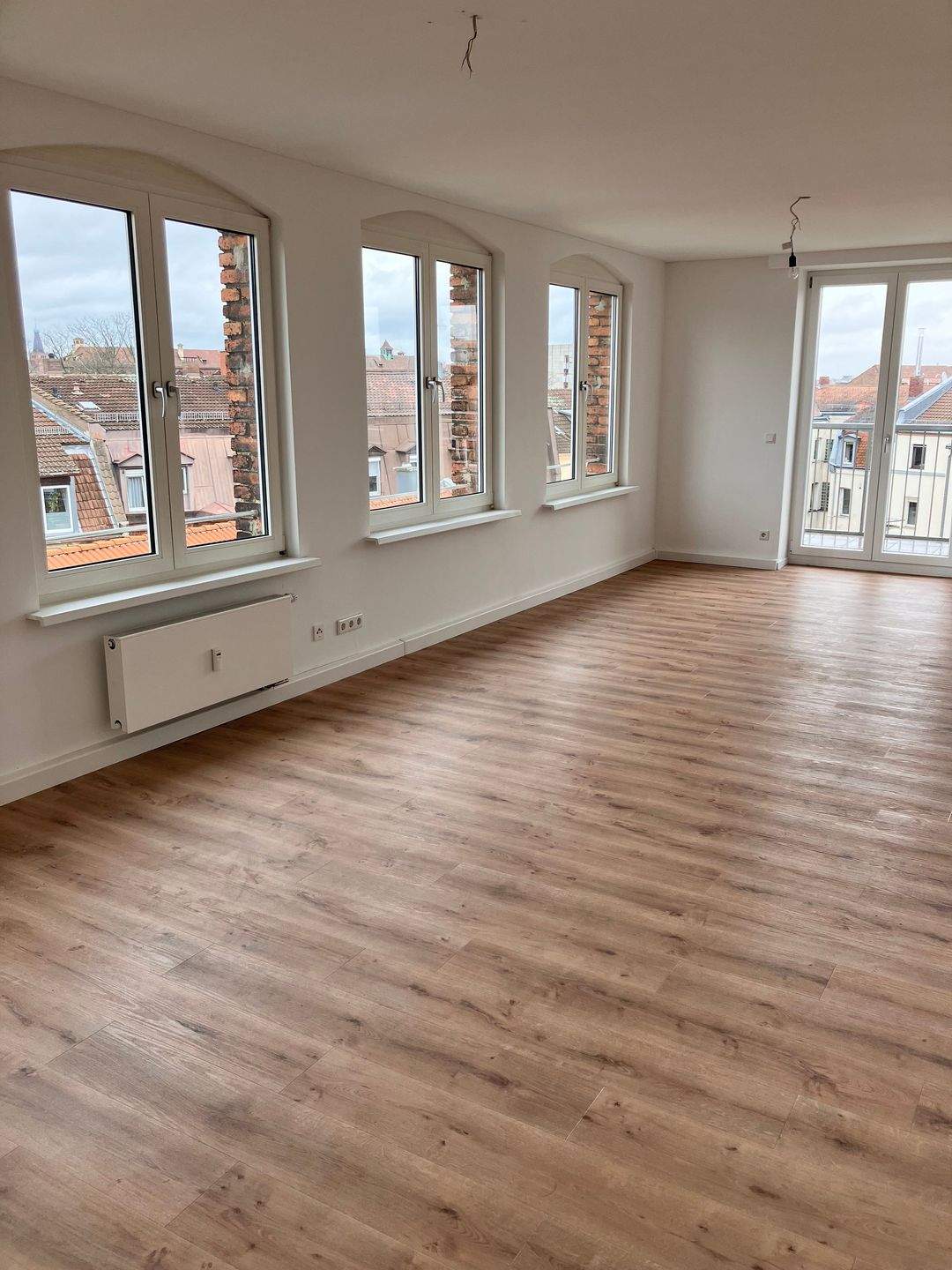 Ruhige und schöne 3-ZW mit Balkon in 90429 Nürnberg – Nürnberg – Vorschaubild 4