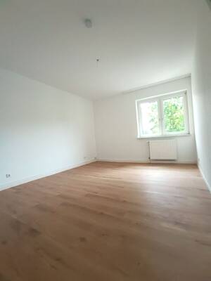 DU-Hochfeld, Heerstraße 146 - Gemütliche 2-Zimmer-Wohnung ab Sept. zu mieten ( max. 2 Personen ) !! – 47053 Duisburg – Vorschaubild 2