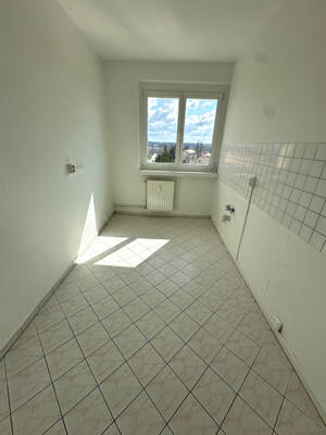 3-Zimmer-Wohnung mit Balkon – 2827 Görlitz – Vorschaubild 4