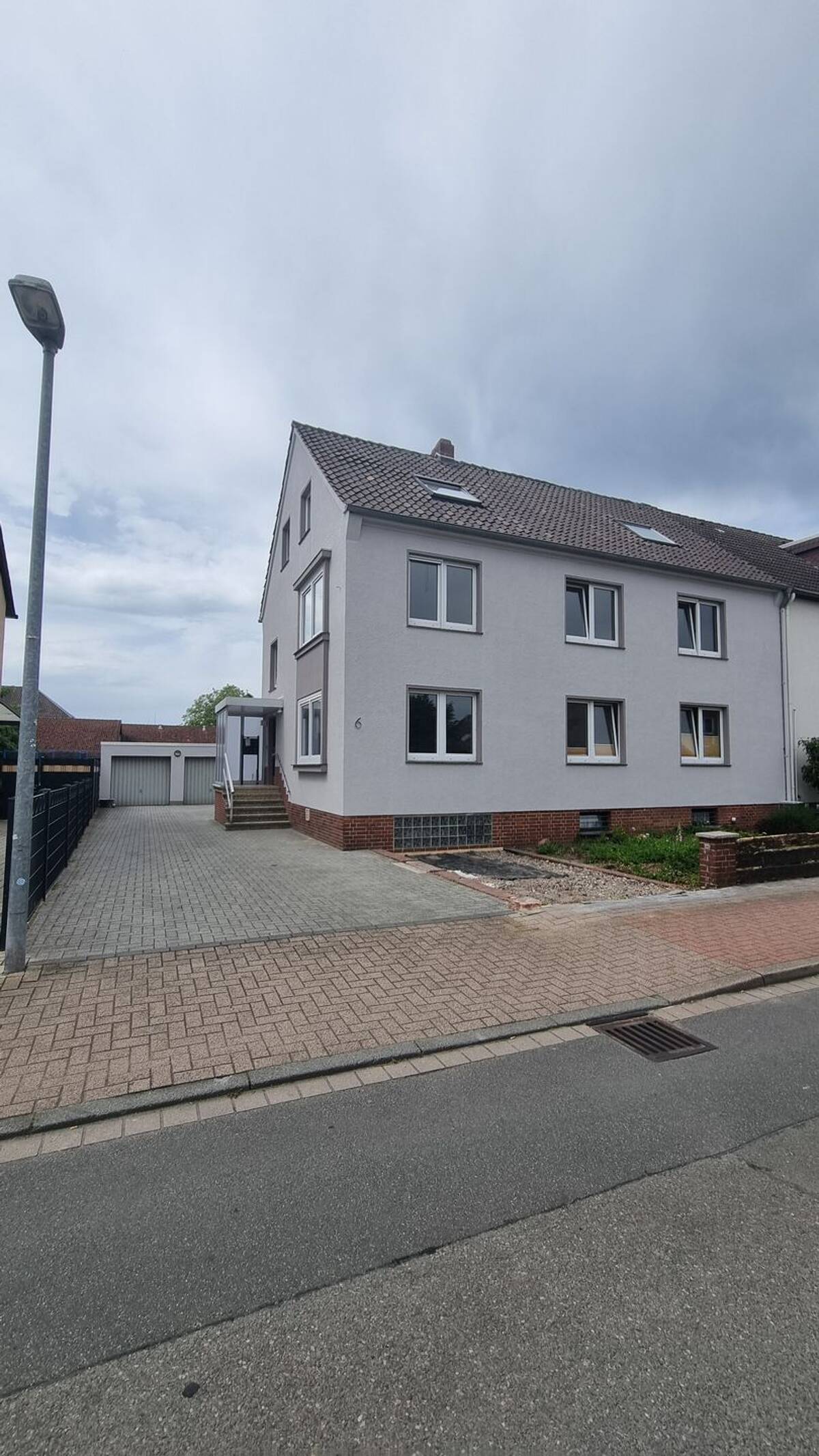 Helle 3 Zimmer Wohnung Erstbezug n. Renovierung/Sanierung – 30926 Seelze – Bild 1 von 7