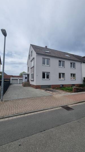 Helle 3 Zimmer Wohnung Erstbezug n. Renovierung/Sanierung