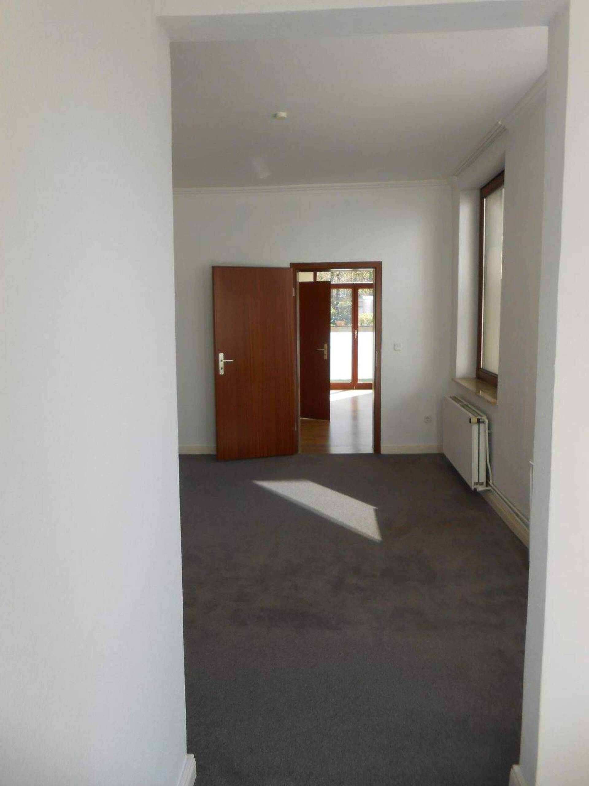 Erdgeschosswohnung in 22880 Wedel mit 75 m² kaufen