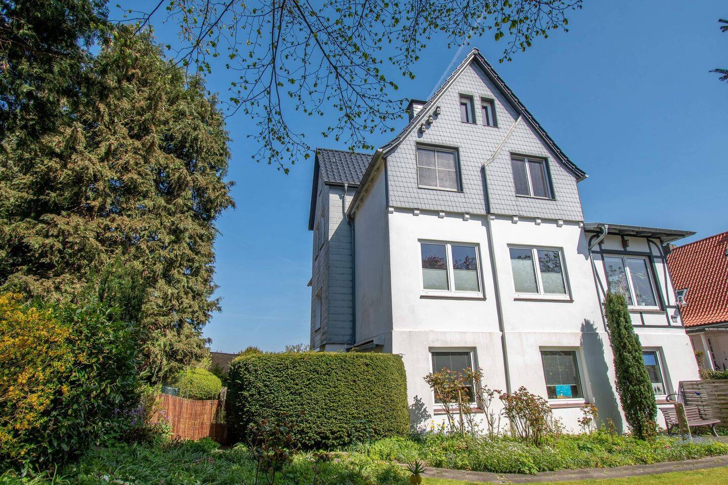 Stilvolle Stadtvilla in privilegierter Lage - mit Blick auf die historischen Wahrzeichen Schleswigs – Schleswig – Vorschaubild 2