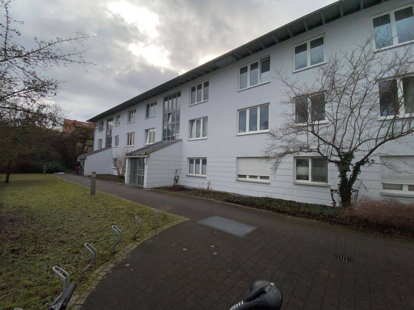 Barrierearme, ruhige 2-Zimmer-Wohnung mit Balkon