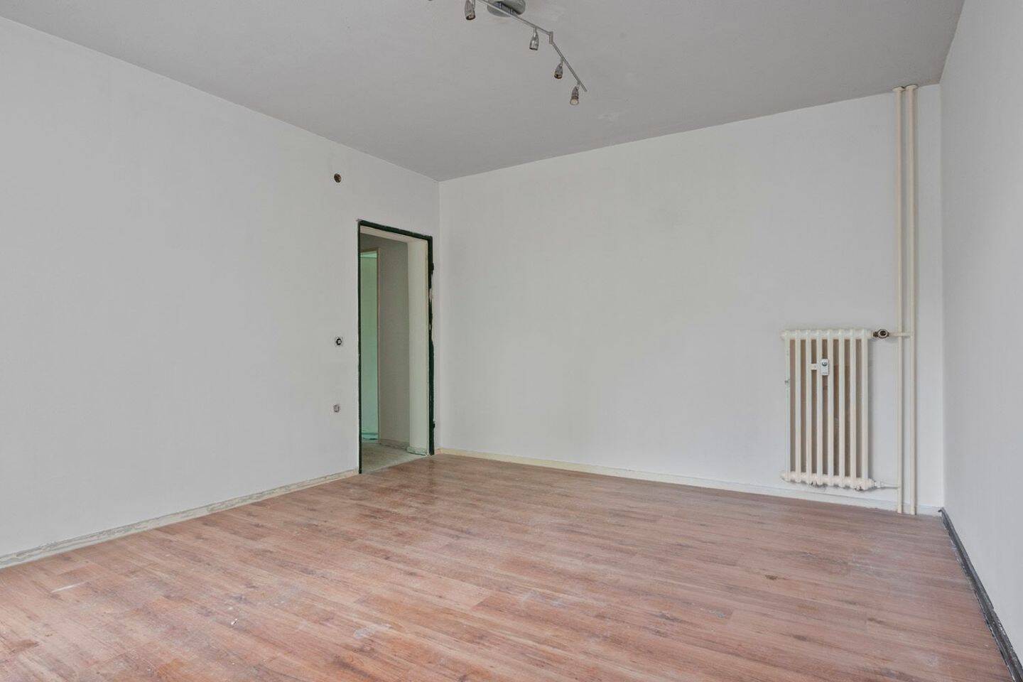 2-Zimmer-Wohnung in ruhiger Lage mit Gestaltungspotenzial – Kassel – Vorschaubild 9