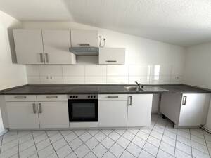Geräumigiges Familiendomizil im DG mit Einbauküche, Wannenbad und Balkon – 39108 Magdeburg – Vorschaubild 9