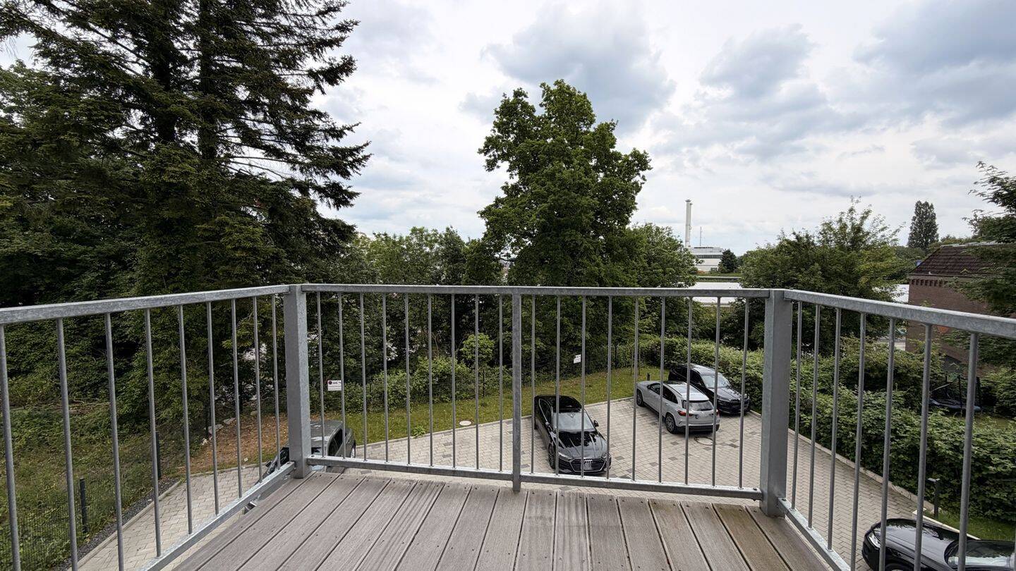 Bezugsfreie 2-Zimmer-Wohnung mit Balkon in 24106 Kiel – Kiel – Vorschaubild 3
