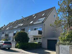 Investieren mit Perspektive! Vermietete 2-Zimmer-DG-Wohnung mit Südbalkon in Solln
