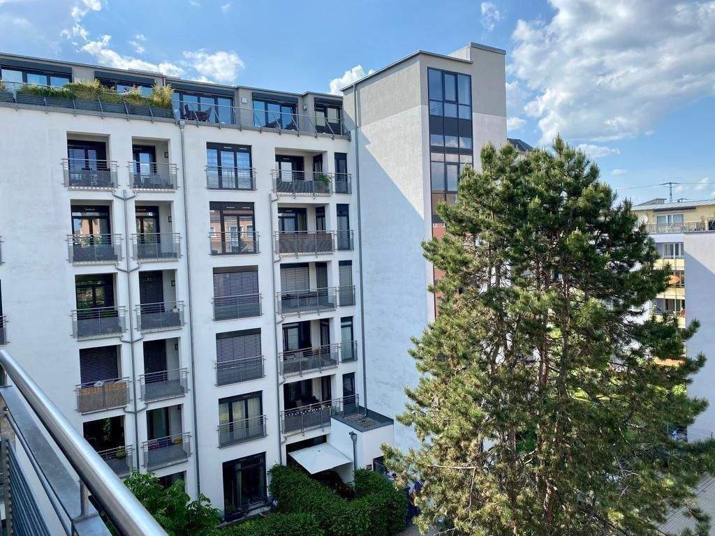 ***SINGLE WOHNUNG*** TOP MODERNE 2 ZIMMER WOHNUNG MIT EINBAUKÜCHE UND LOGGIA