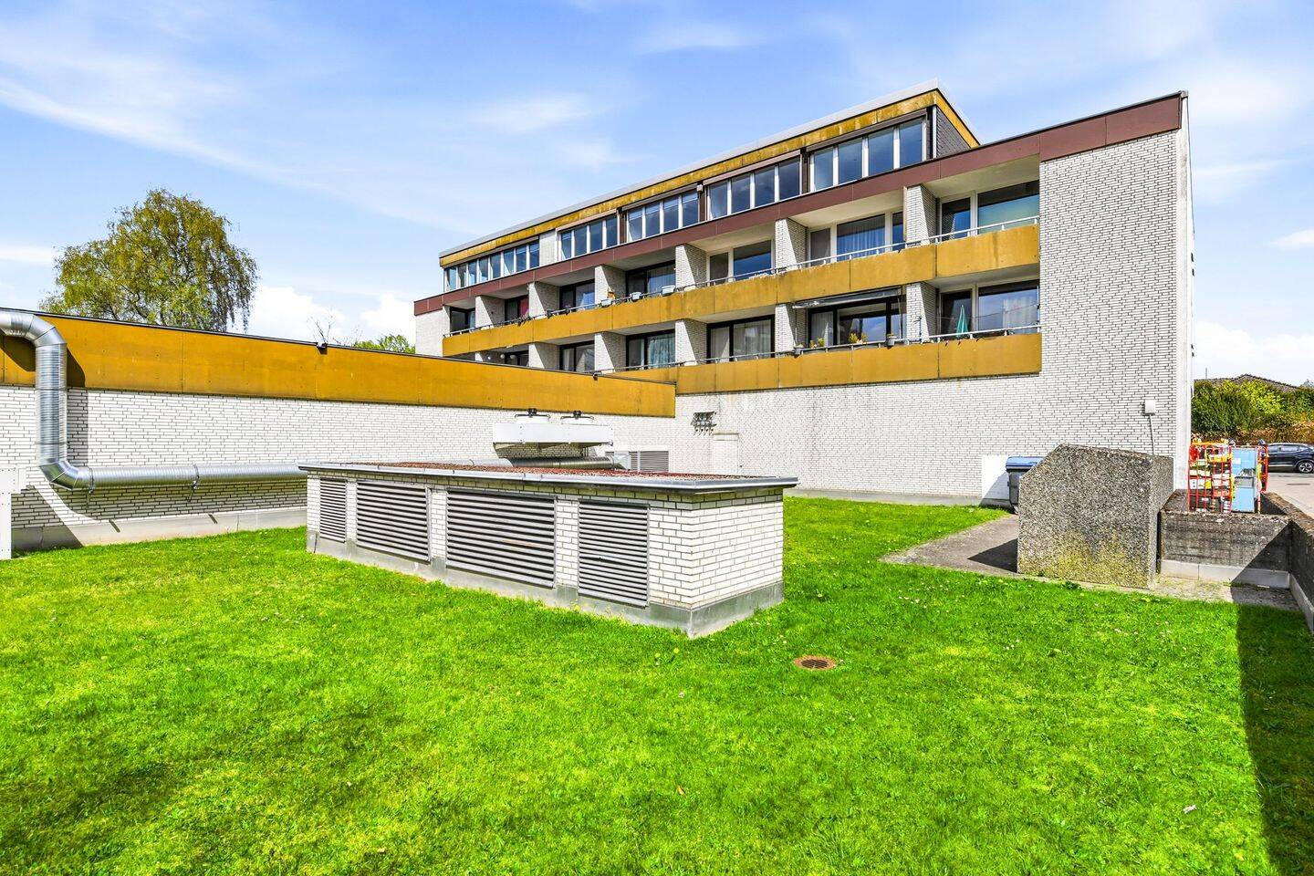 Value-Add Wohn-/Geschäftshaus in Hamburg: 17 WE, Büro, Nahversorger, 30 TG-Plätze – Hamburg – Vorschaubild 7