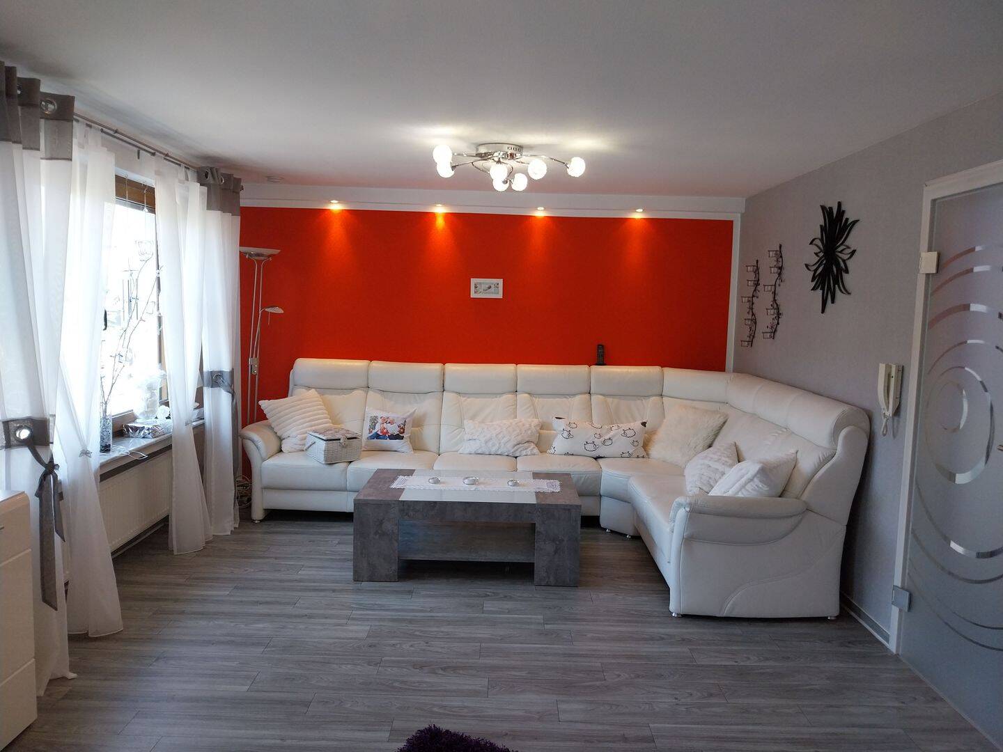 Einfamilien-Reiheneckhaus mit Einliegerwohnung