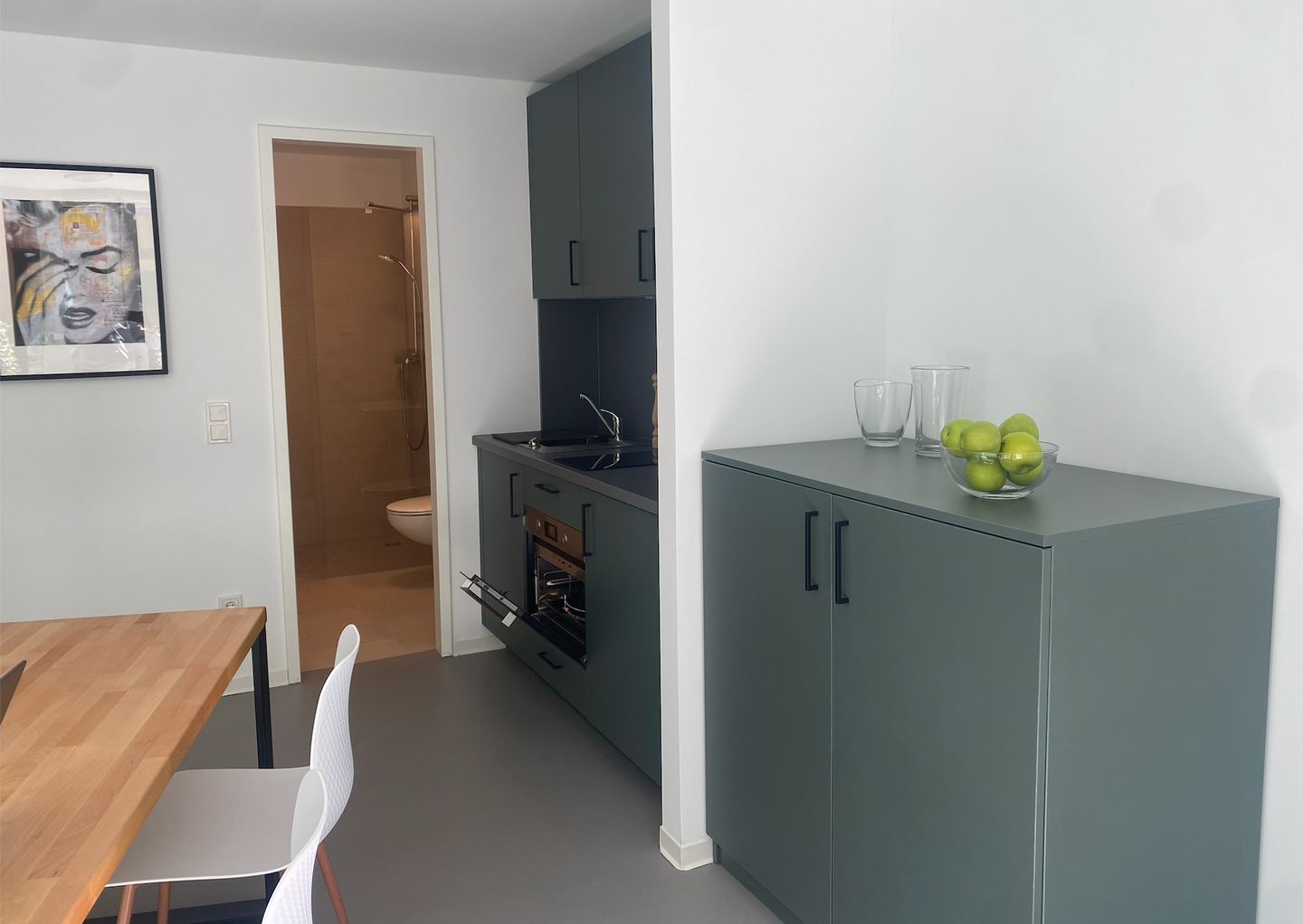 Möblierte All-in-Wohnung ideal für Studierende - rollstuhlgerecht | Suite Plus