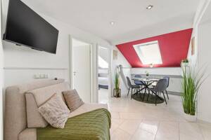 Charmante 4,5-Zimmer Dachgeschosswohnung – 74072 Heilbronn – Vorschaubild 6