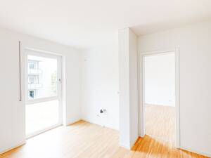 Traumhafte 4 Zimmer Familienwohnung mit Balkon – 99086 Erfurt – Vorschaubild 6