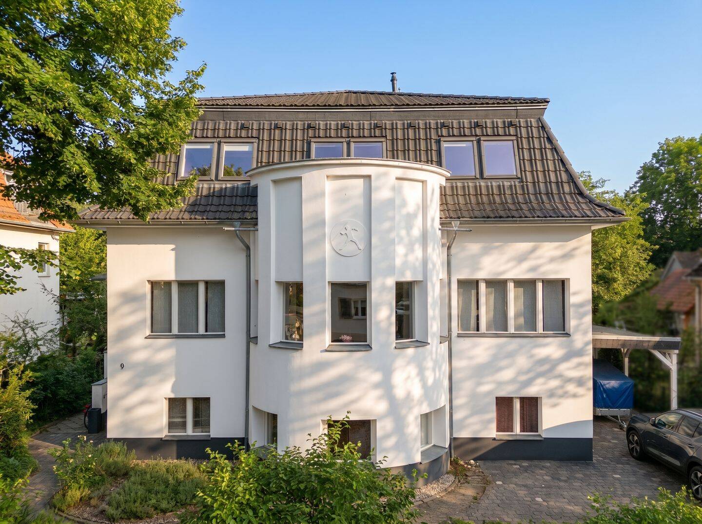 Großzügige Villa aus den 30er Jahren mit Einliegerwohnung im beliebten Musikerviertel von Babelsberg