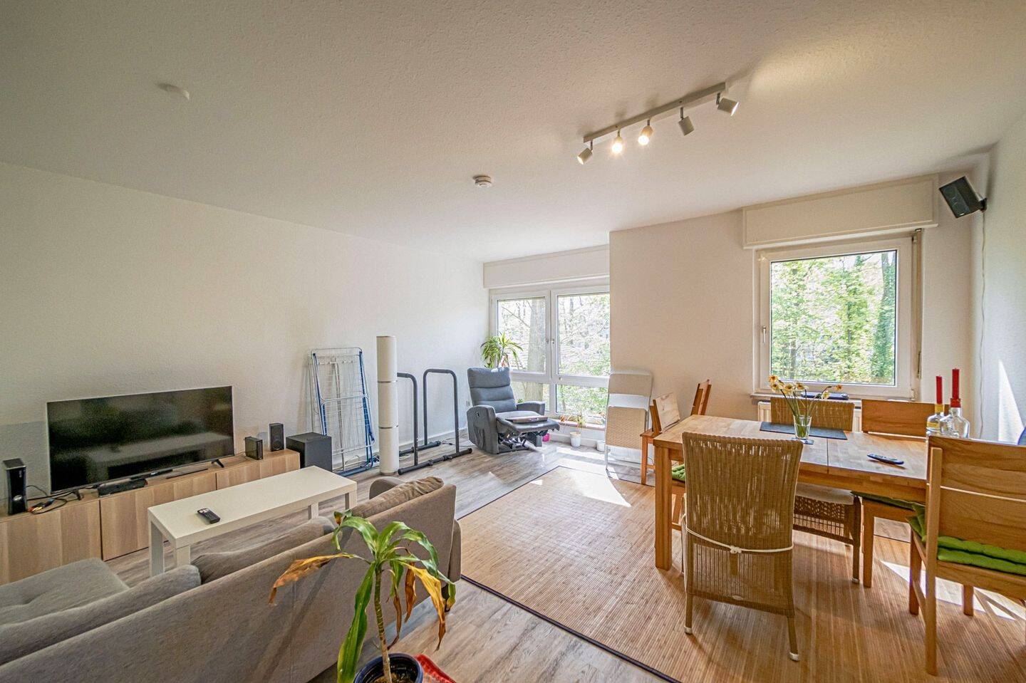 Investment oder Selbstnutzung? Renovierte 3-Zimmer-Wohnung in der Karlsruher Nordstadt – Karlsruhe – Vorschaubild 2