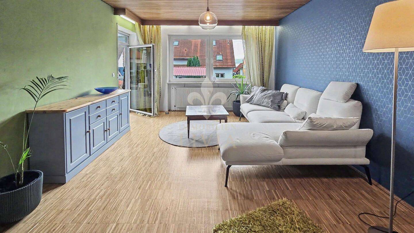 Großzügige 4-Zimmer-Erdgeschosswohnung mit Wintergarten, Garten und Stellplatz – Martinshöhe – Vorschaubild 3