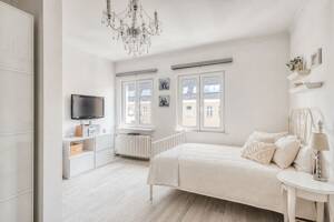 Gepflegte und gut geschnittene 4-Zimmer-Wohnung nahe Schlosspark – 10589 Berlin – Vorschaubild 6