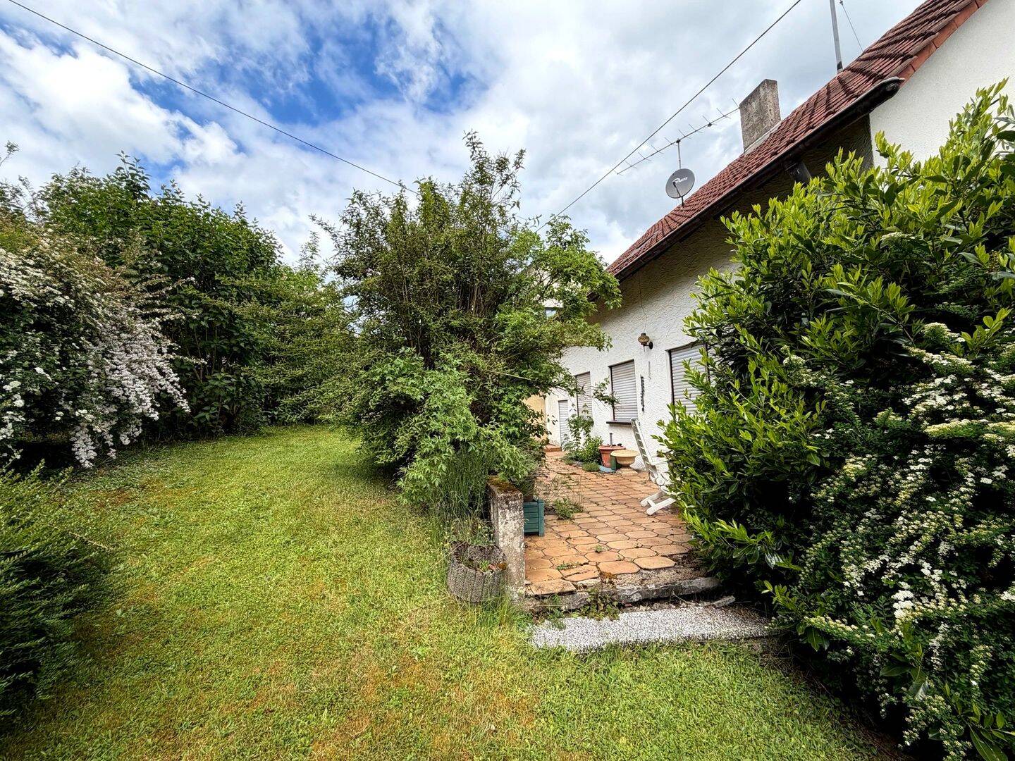 Freistehendes Einfamilienhaus in begehrter Wohnlage von Dillingen-Diefflen – Dillingen/Saar – Vorschaubild 4