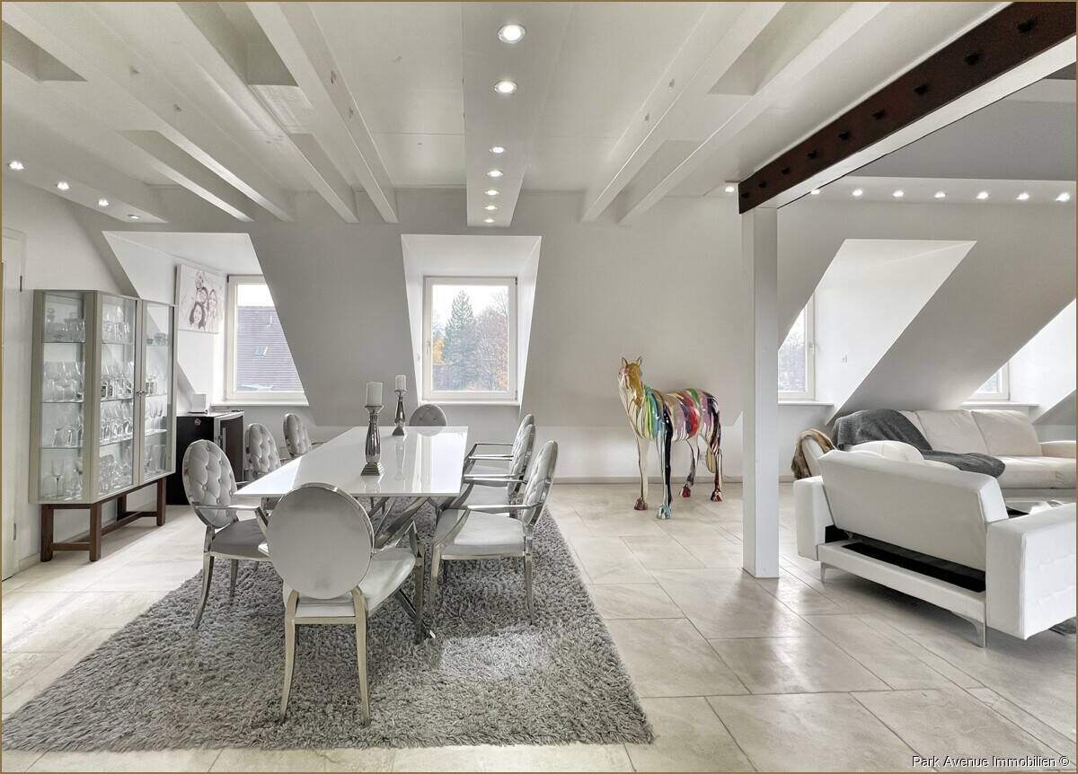 1 Home - 2 Options. Penthouse mit Blick über den Herzogpark - Mit separierbarer Einheit für Homeoffice oder Studio. – München – Vorschaubild 3