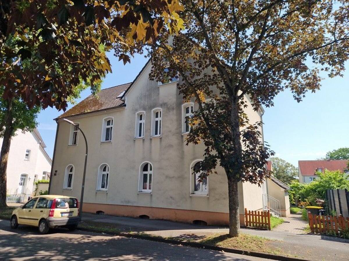 So macht wohnen Spaß: renovierte 3-Zimmer- Maisonette-Wohnung mit eigenem Garten! – 44359 Dortmund – Bild 1 von 9