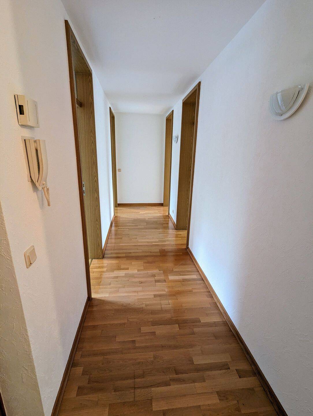 Schöne Wohnung mit Balkon auf dem Saarbrücker Eschberg – Saarbrücken – Vorschaubild 2