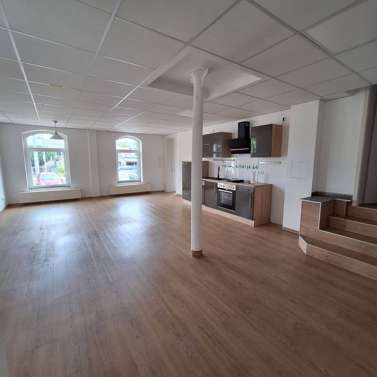 Moderne 2-Zimmer-Erdgeschosswohnung in Jena – Kahlaische Straße 44, 7745 Jena – Bild 1 von 7