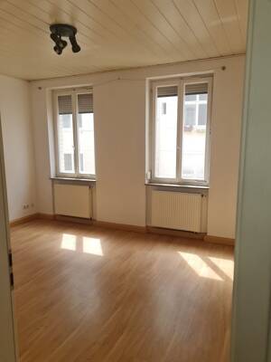 Gepflegtes 6-FH in ruhiger Lage, Nähe Zentrum Stuttgart-Bad Cannstatt - Rendite ca. 4 % netto – 70372 Stuttgart – Vorschaubild 2